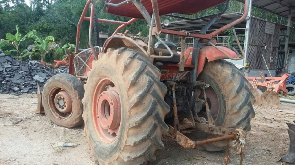 รถไถ KUBOTA รุ่น M9540