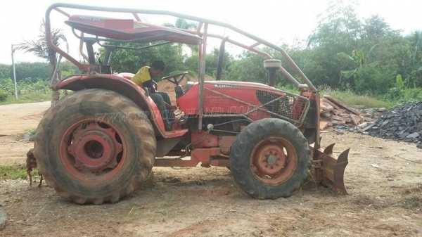 รถไถ KUBOTA รุ่น M9540