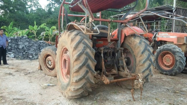 รถไถ KUBOTA รุ่น M9540