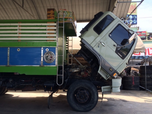 ขายรถ HINO 10 ล้อดั้ม FM3MNLD 240 เเรงม้า รถสวย พร้อมใช้งาน ขายรถ HINO 10 ล้อดั้ม FM3MNLD 240 เเรงม้า รถสวย พร้อมใช้งาน