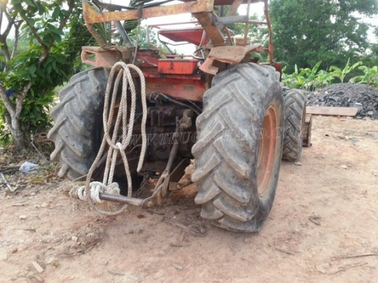 รถไถ KUBOTA M9000