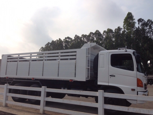 สิบล้อดั้ม HINO MEGA ปี50 กระบะมีเนียม สามมิตร สองเพลา *******ราคาพิเศษ 1,37,000 ****** มี 2 คันนะครับ
