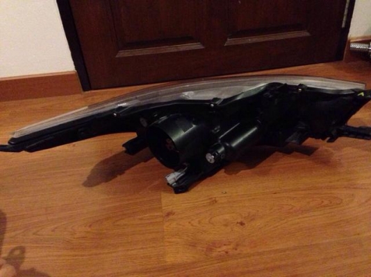 ไฟหน้า Yaris Projecter 2013 ไฟหน้า Yaris Projecter 2013