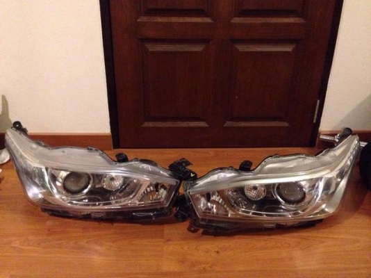 ไฟหน้า Yaris Projecter 2013 ไฟหน้า Yaris Projecter 2013