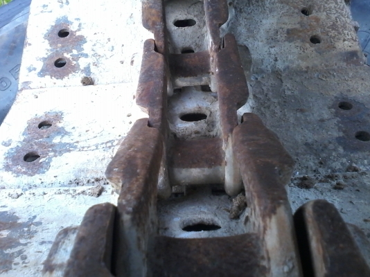 ขายแทรคเหล็ก ใส่แมคโครุ่น PC40-50