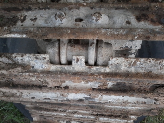 ขายแทรคเหล็ก ใส่แมคโครุ่น PC40-50