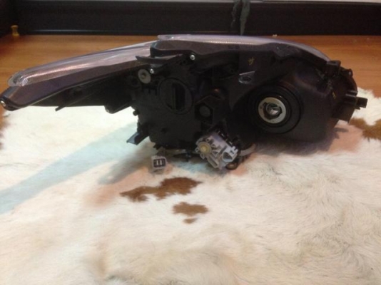 ไฟหน้า Prius Top ไฟหน้า Prius Top