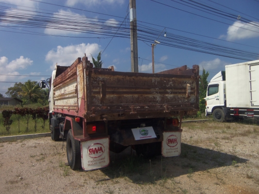 รถบรรทุกดัมพ์หกล้อ HINO 150แรงม้า สภาพสวย ทดลองขับได้ สนใจติดต่อ เอ็ม ที เจริยยนตื สาขาสุราษฎร์ธานี รถบรรทุกดัมพ์หกล้อ HINO 150แรงม้า สภาพสวย ทดลองขับได้ สนใจติดต่อ เอ็ม ที เจริยยนตื สาขาสุราษฎร์ธานี