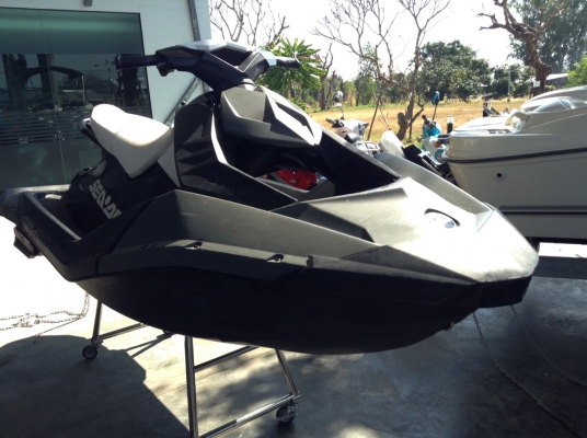 เจ็ทสกีมือสอง SEA-DOO SPARK 90แรง 3ที่นั่ง ปี2014