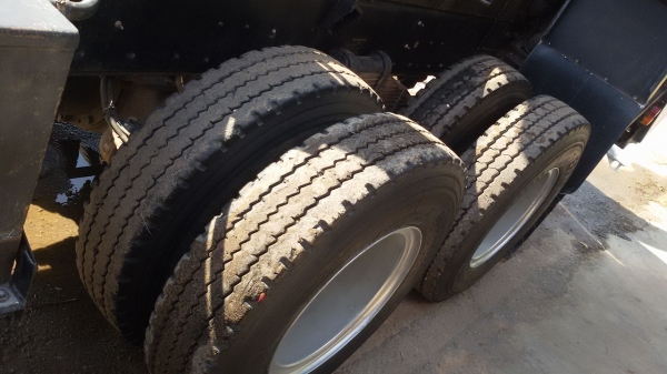 10ล้อ ISUZU 360 ดั๊มพ์ ปี54