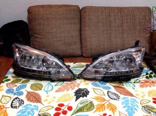 ไฟหน้า Nissan slyphy