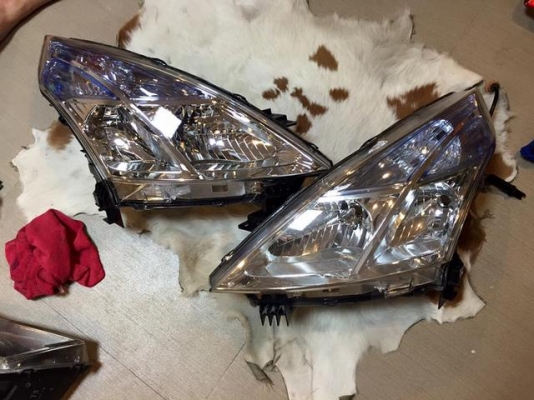 ไฟหน้า Nissan Teana j32