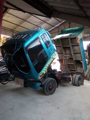 ขายรถ 6 ล้อดัมพ์ ISUZU Deca 205HP