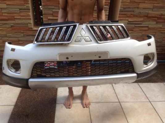 ชุดหน้า Pajero Sport กันชนหน้า ช่องลม กระจังหน้า