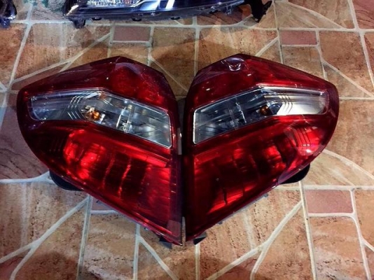 ไฟท้าย JAZZ MC 2012