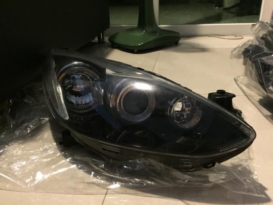 ไฟหน้า Mazda 2 Projecter