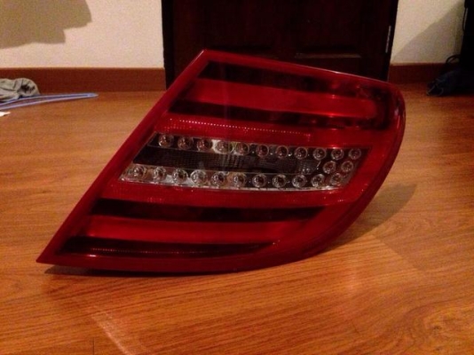 ไฟท้าย W204 C-class C-coupe