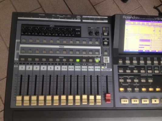 ROLAND VS 1880 DIGITAL STUDIO 24 BIT เก่าญี่ปุ่นเเท้สภาพสวยใช้ไฟ100v ROLAND VS 1880 DIGITAL STUDIO 24 BIT เก่าญี่ปุ่นเเท้สภาพสวยใช้ไฟ100v