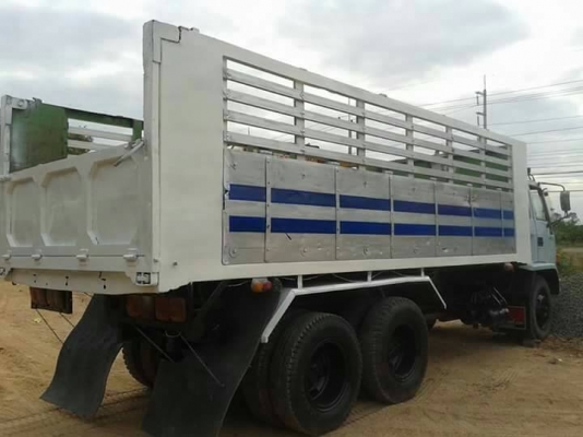 ขายรถ10ล้อ ดั้ม2เพลา ร็อกกี้195แรง พาวเวอร์ ทิฟฟี่ ภายในสวย เอกสารพร้อมโอน สนใจโทร 090-8588220คุณนะ 093-3258446คุณบิว หรือเข้าดูสินค้าอื่นๆได้ที่ www.truck.in.th/498 หรือเพจFacebook ณรงค์ ซื้อขายรถมือสอง (เว็บไซต์ส่วนตัว) หรือFacebook คุณนะ รถบรรทุก