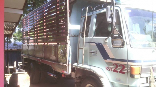 ขายรถ6ล้อ ร็อกกี้195แรง ยาว5.20เมตร เครื่องดีแคชซีสวย สภาพพร้อมใช้งาน เอกสารพร้อมโอน สนใจโทร 090-8588220คุณนะ 093-3258446คุณบิว หรือเข้าดูสินค้าอื่นๆได้ที่ www.truck.in.th/498 หรือเพจFacebook ณรงค์ ซื้อขายรถมือสอง (เว็บไซต์ส่วนตัว) หรือFacebook คุณนะ รถบร