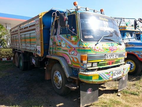 ขายรถ10ล้อ ดั้ม2เพลา ร็อกกี้175แรง เครื่องดีแคชซีสวย สภาพพร้อมใช้งาน เอกสารพร้อมโอน สนใจโทร 090-8588220คุณนะ 093-3258446คุณบิว หรือเข้าดูสินค้าอื่นๆได้ที่ www.truck.in.th/498 หรือเพจFacebook ณรงค์ ซื้อขายรถมือสอง (เว็บไซต์ส่วนตัว) หรือFacebook คุณนะ รถบรร