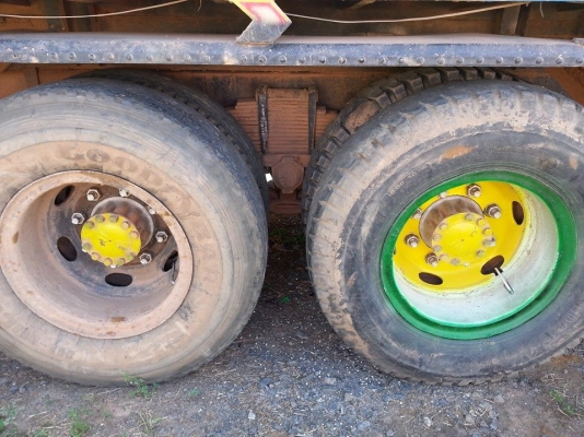 ขายรถ10ล้อ ดั้ม2เพลา ร็อกกี้175แรง เครื่องดีแคชซีสวย สภาพพร้อมใช้งาน เอกสารพร้อมโอน สนใจโทร 090-8588220คุณนะ 093-3258446คุณบิว หรือเข้าดูสินค้าอื่นๆได้ที่ www.truck.in.th/498 หรือเพจFacebook ณรงค์ ซื้อขายรถมือสอง (เว็บไซต์ส่วนตัว) หรือFacebook คุณนะ รถบรร