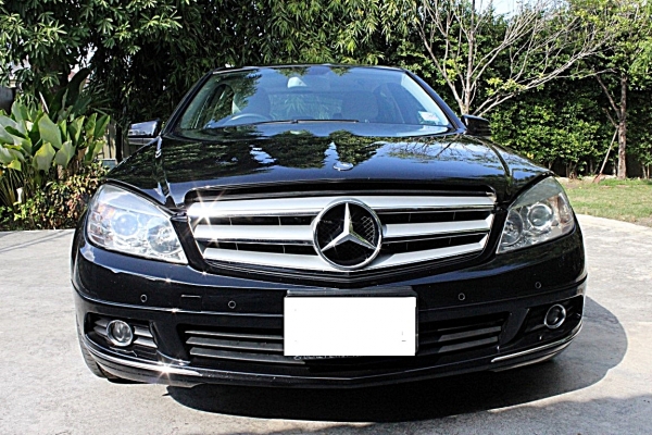 2009 BENZ C200 KOMPRESSOR ELEGANCE กระจังหน้าSport ออกศูนย์ BenzThailand