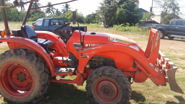 ขายรถไถคูโบต้าL3008พร้อมใบมีดพร้อมผานจาน ขายรถไถคูโบต้าL3008พร้อมใบมีดพร้อมผานจาน