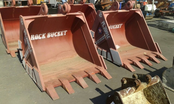 ขายบุ้งกี๋ใส่กับรถขุด ขนาด 200