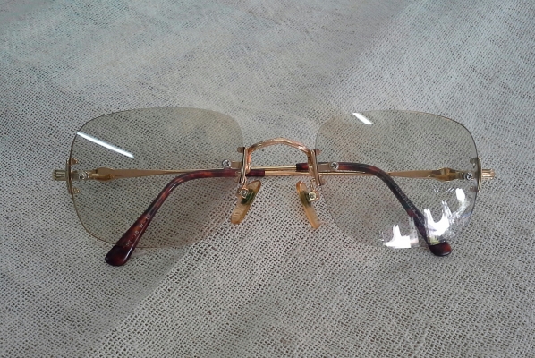 แว่นตาไร้กรอบ (Rimless) สุดคลาสสิค  Rodenstock made in Germany