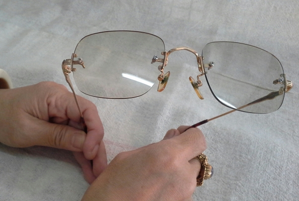 แว่นตาไร้กรอบ (Rimless) สุดคลาสสิค  Rodenstock made in Germany