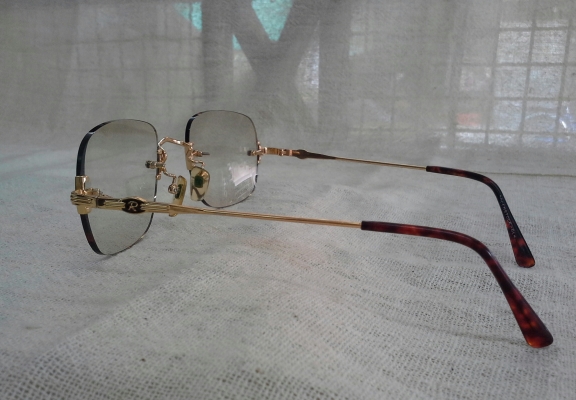 แว่นตาไร้กรอบ (Rimless) สุดคลาสสิค  Rodenstock made in Germany