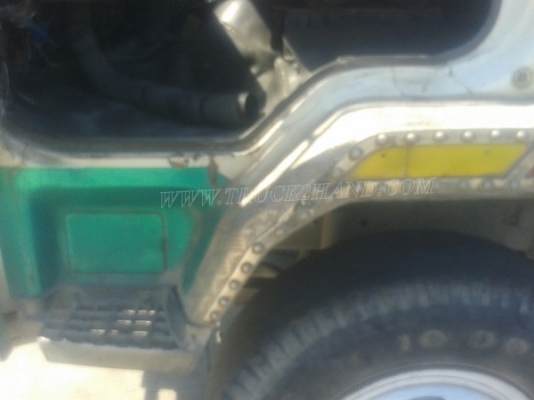 รถบรรทุก 10 ล้อ หัวลาก MITSUBISHI FUSO 527M 225 แรงม้า