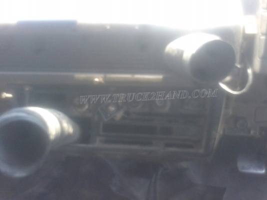 รถบรรทุก 10 ล้อ หัวลาก MITSUBISHI FUSO 527M 225 แรงม้า