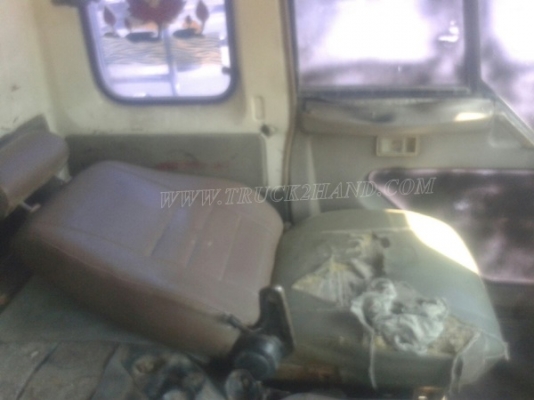 รถบรรทุก 10 ล้อ หัวลาก MITSUBISHI FUSO 527M 225 แรงม้า