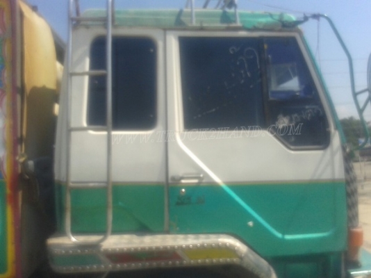 รถบรรทุก 10 ล้อ หัวลาก MITSUBISHI FUSO 527M 225 แรงม้า