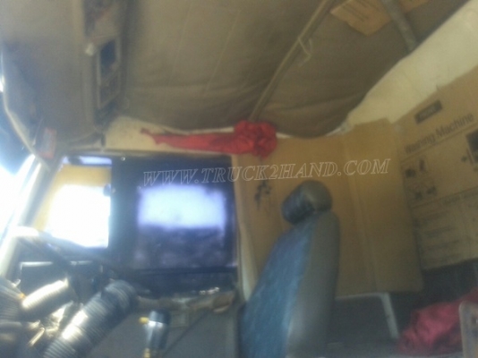 รถบรรทุก 10 ล้อ หัวลาก MITSUBISHI FUSO 527M 225 แรงม้า