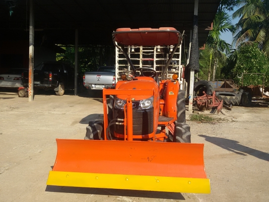 หาชื้อรถไถคูโบต้า L3608 เชิณมาหาเราครับ มีไบมีดตราช้าง1อันสวยๆเดิมๆ พร้อมไช้งาน  ขายใน  ราคา285000บาท รถอยู่วังบัว คลองขลุง กำแพงเพชร    สนใจสอบุถามได้ที่081 3655997 อำพร  พาเจริญ  ราคาต่อรองได้อีกนะครับ