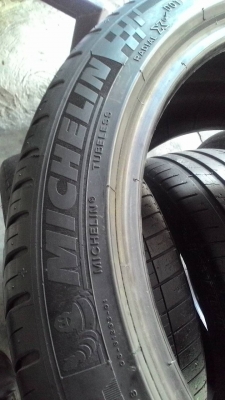 215/45R17 MICHELIN PILOT Sport3 ชุด 4 เส้น tel.081-427-3941 ไอดีไลน์ autobot107 215/45R17 MICHELIN PILOT Sport3 ชุด 4 เส้น tel.081-427-3941 ไอดีไลน์ autobot107