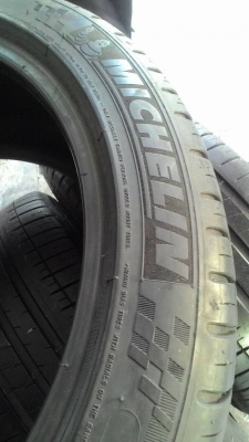 215/45R17 MICHELIN PILOT Sport3 ชุด 4 เส้น tel.081-427-3941 ไอดีไลน์ autobot107 215/45R17 MICHELIN PILOT Sport3 ชุด 4 เส้น tel.081-427-3941 ไอดีไลน์ autobot107