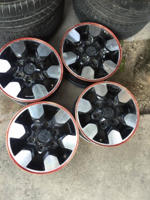 ขายล้อแม็ก วีโก้ ขอบ 15 4 วง ราคา 2,500 บาท ราคาถูกๆ