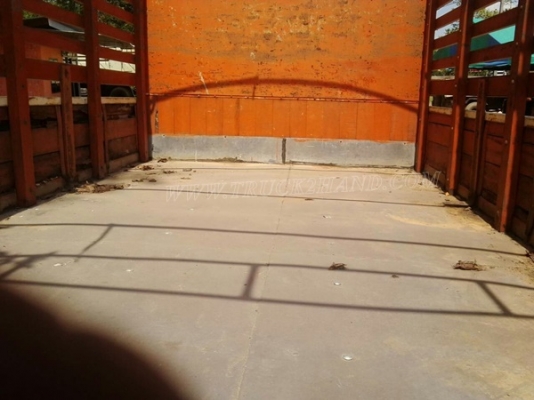 รถบรรทุก 6 ล้อ HINO KM777 กะบะยาว 4.30 เมตร เฟื่องท้าย F