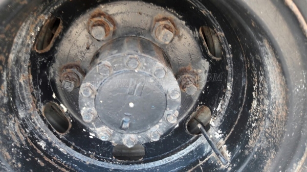 รถบรรทุก 6 ล้อ HINO KM777 กะบะยาว 4.30 เมตร เฟื่องท้าย F