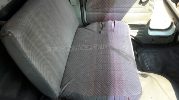 รถบรรทุก 6 ล้อ HINO KM777 กะบะยาว 4.30 เมตร เฟื่องท้าย F