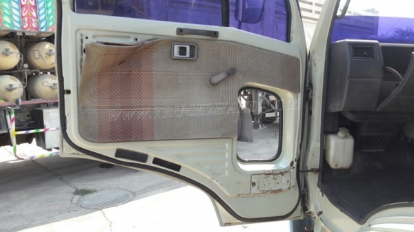 รถบรรทุก 6 ล้อ HINO KM777 กะบะยาว 4.30 เมตร เฟื่องท้าย F