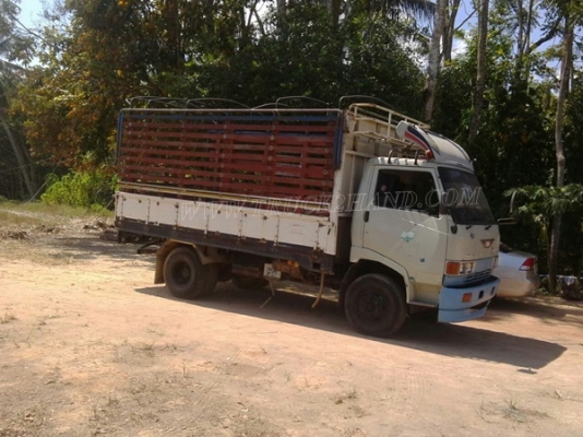 รถบรรทุก 6 ล้อ HINO KM777 กะบะยาว 4.30 เมตร เฟื่องท้าย F