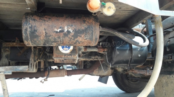 รถบรรทุก 6 ล้อ HINO KM777 กะบะยาว 4.30 เมตร เฟื่องท้าย F