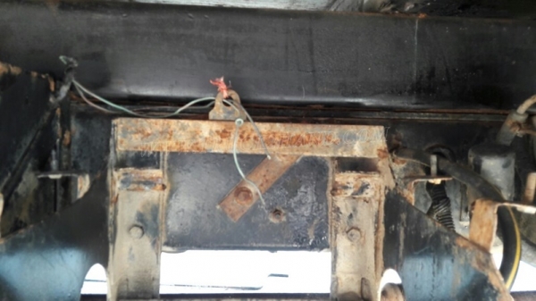 รถบรรทุก 6 ล้อ HINO KM777 กะบะยาว 4.30 เมตร เฟื่องท้าย F