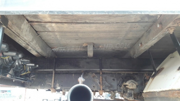 รถบรรทุก 6 ล้อ HINO KM777 กะบะยาว 4.30 เมตร เฟื่องท้าย F