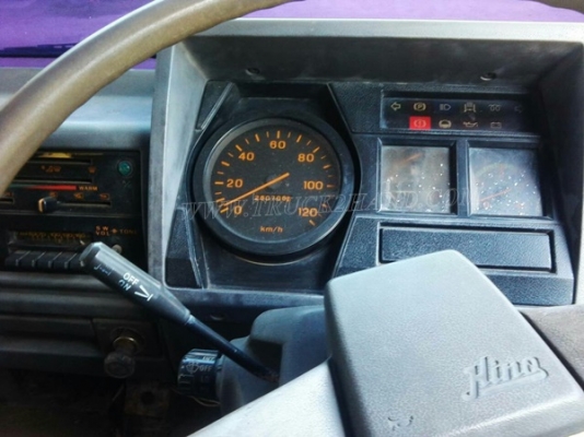 รถบรรทุก 6 ล้อ HINO KM777 กะบะยาว 4.30 เมตร เฟื่องท้าย F